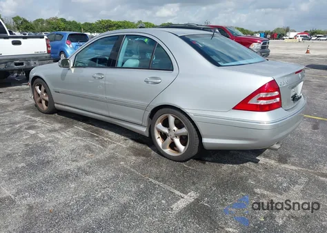 2005 Mercedes-Benz C 230 Kompressor Sport z USA, uszkodzony, nr VIN WDBRF40J35F723284